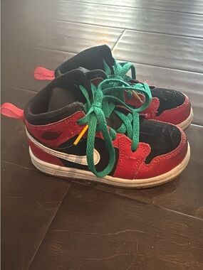 Nike Kids Red, Black & Green High-Top Sneakers